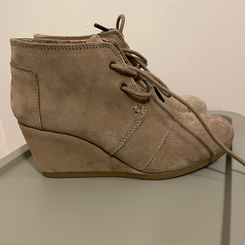 Toms Kala Wedge Bootie